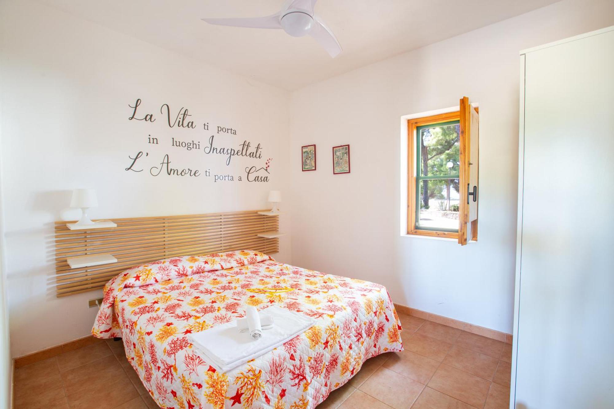 Centro Vacanze Piccolo Friuli Aparthotel Vieste Bagian luar foto